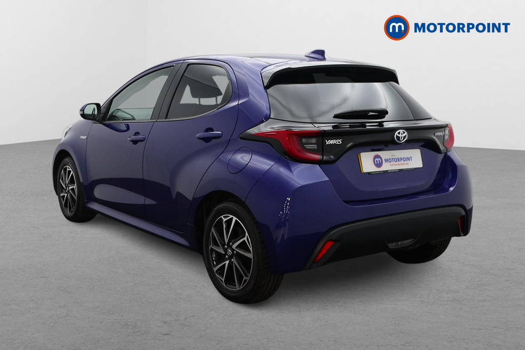 Toyota Yaris Design Automatic Petrol-Electric Hybrid Hatchback - Stock Number (1583958) - Passenger side rear corner