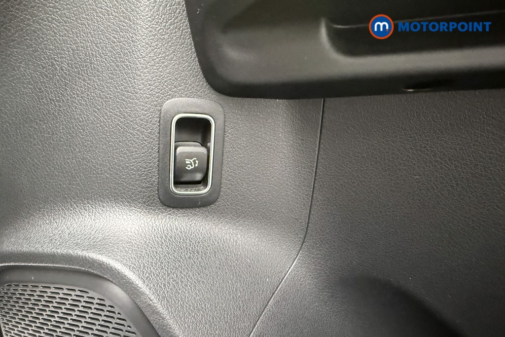 Mercedes-Benz EQA Amg Line Automatic Electric SUV - Stock Number (1583960) - 24th supplementary image