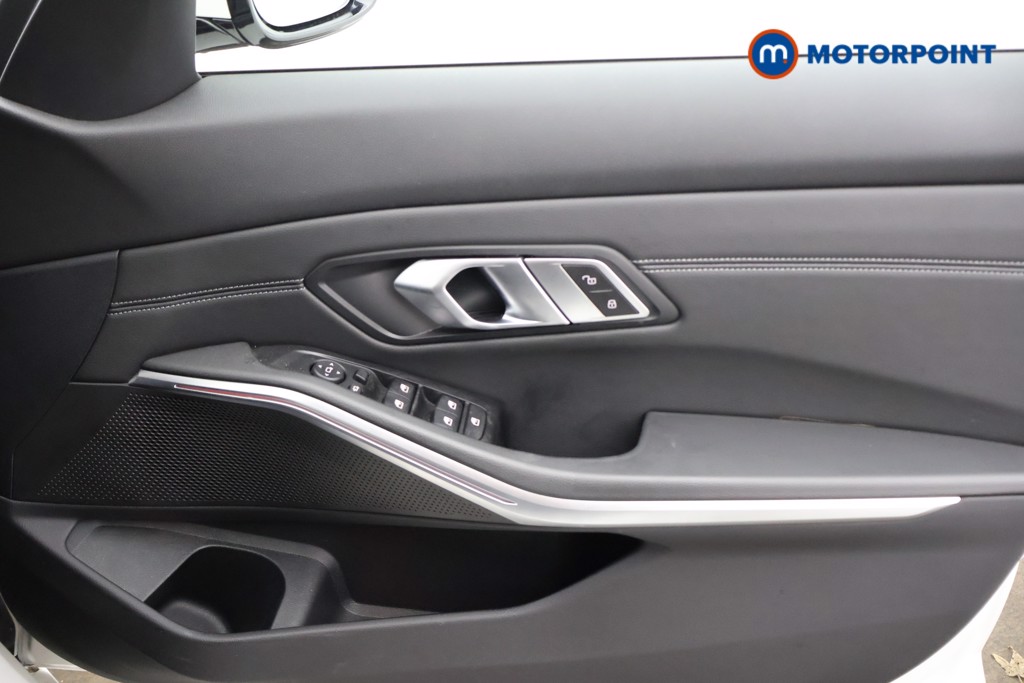 BMW 3 Series M Sport Automatic Petrol Saloon - Stock Number (1583981) - 8th supplementary image
