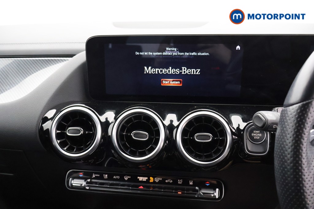 Mercedes-Benz GLA Exclusive Edition Automatic Petrol Plug-In Hybrid SUV - Stock Number (1583982) - 6th supplementary image