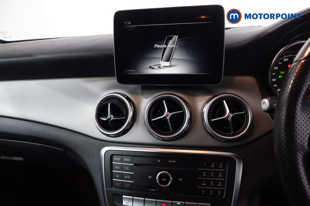 Mercedes-Benz GLA Sport Automatic Diesel SUV - Stock Number (1584203) - 17th supplementary image