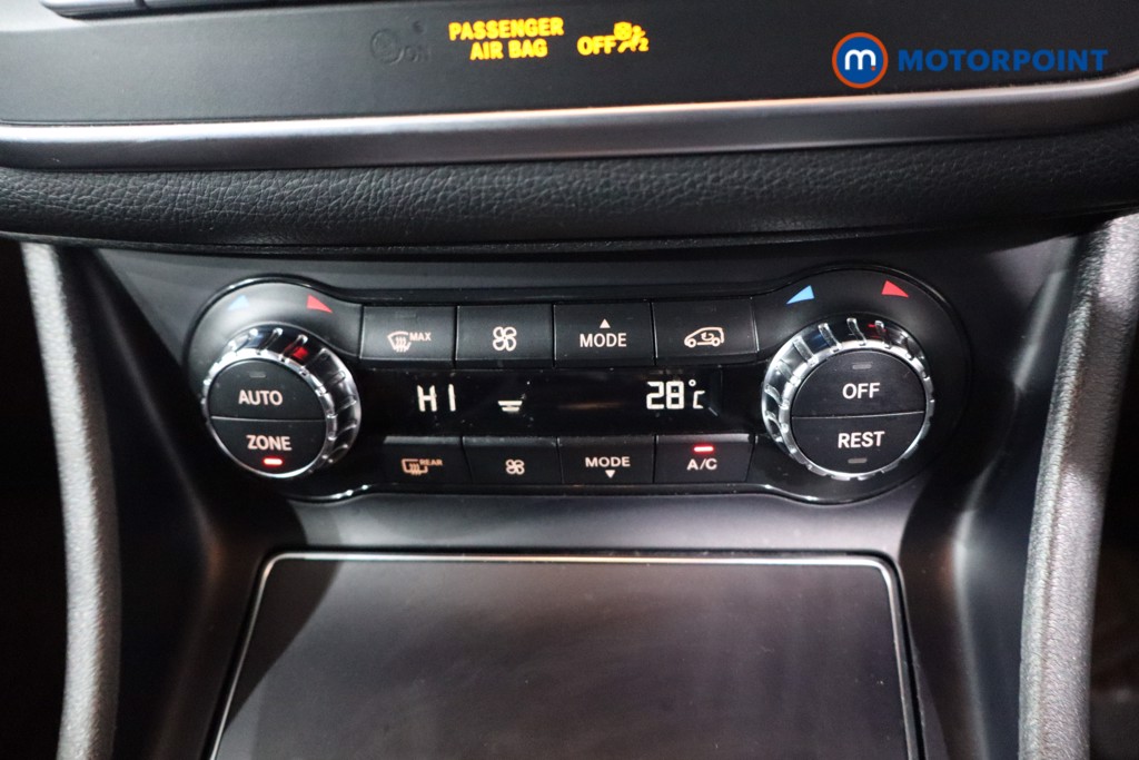 Mercedes-Benz GLA Sport Automatic Diesel SUV - Stock Number (1584203) - 19th supplementary image