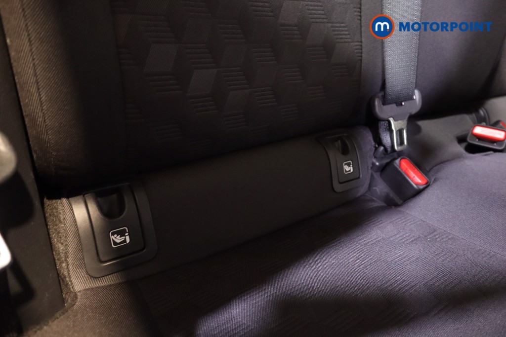 Toyota Yaris Design Automatic Petrol-Electric Hybrid Hatchback - Stock Number (1584464) - 22nd supplementary image