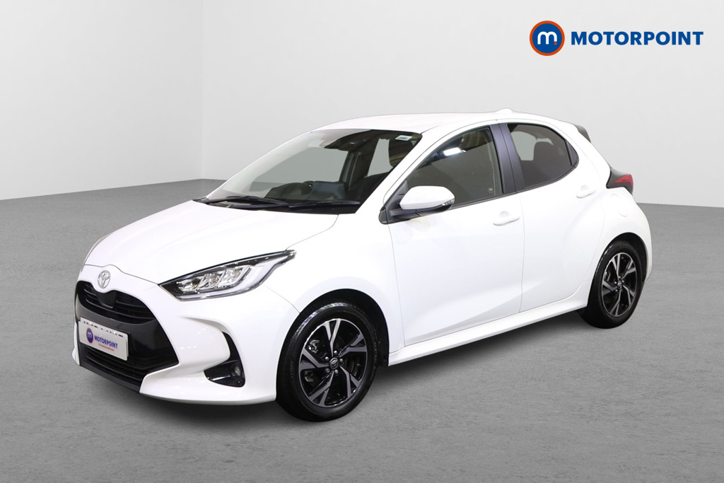 Toyota Yaris Design Automatic Petrol-Electric Hybrid Hatchback - Stock Number (1584464) - Passenger side front corner