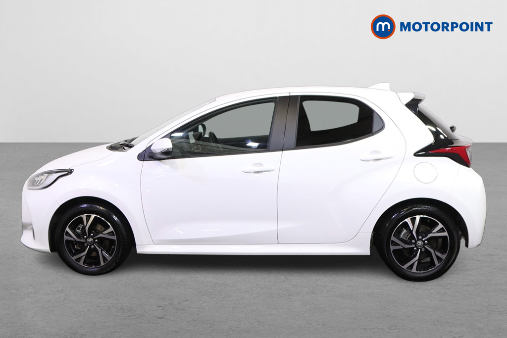 Toyota Yaris Design Automatic Petrol-Electric Hybrid Hatchback - Stock Number (1584464) - Passenger side