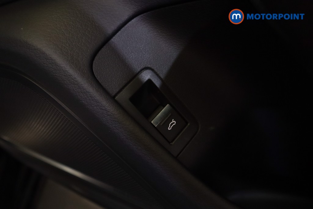 Audi A6 Black Edition Automatic Petrol Estate - Stock Number (1584487) - 5th supplementary image