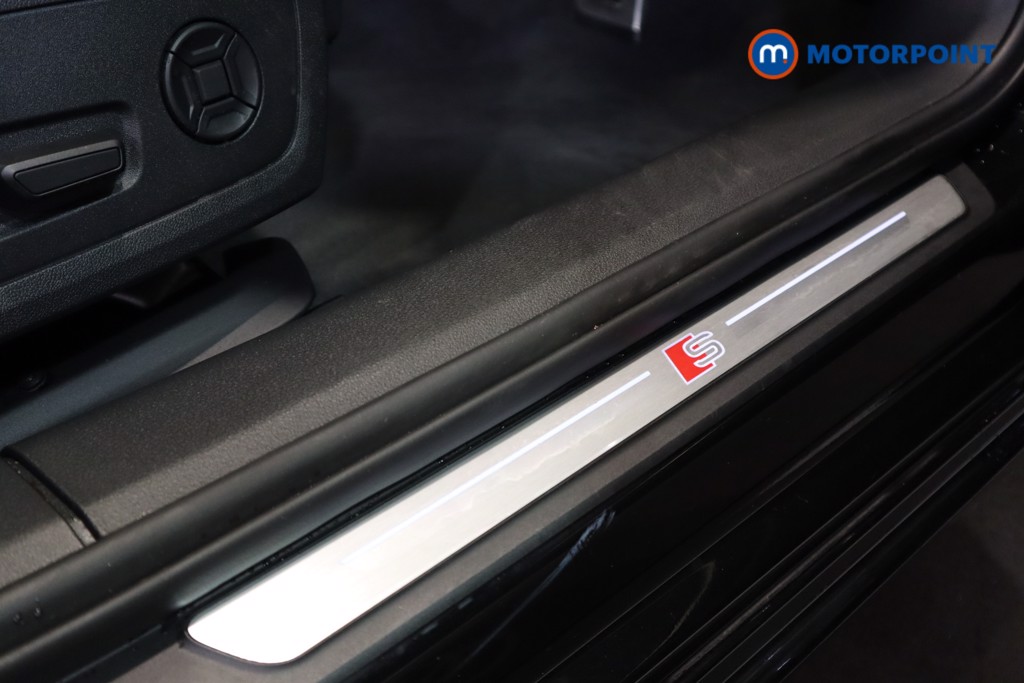 Audi A6 Black Edition Automatic Petrol Estate - Stock Number (1584487) - 8th supplementary image