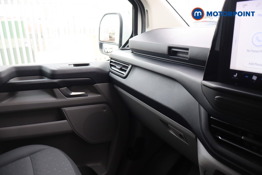 Ford Transit Custom Limited Manual Diesel Panel Van - Stock Number (1569961) - 15th supplementary image