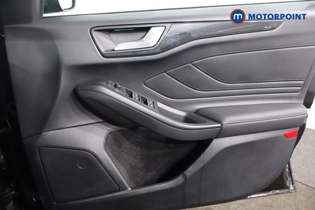 Ford Focus St-Line Vignale Automatic Petrol Estate - Stock Number (1582581) - 20th supplementary image