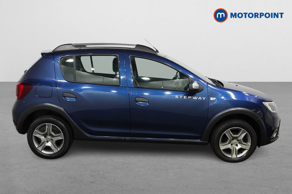Dacia Sandero Stepway Comfort Manual Petrol Hatchback - Stock Number (1583079) - Drivers side