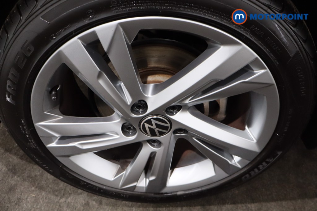 Volkswagen Golf R-Line Automatic Petrol Hatchback - Stock Number (1584626) - 9th supplementary image