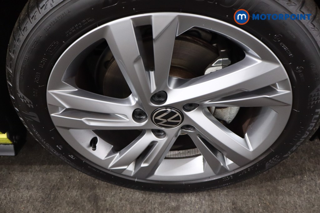 Volkswagen Golf R-Line Automatic Petrol Hatchback - Stock Number (1584626) - 10th supplementary image