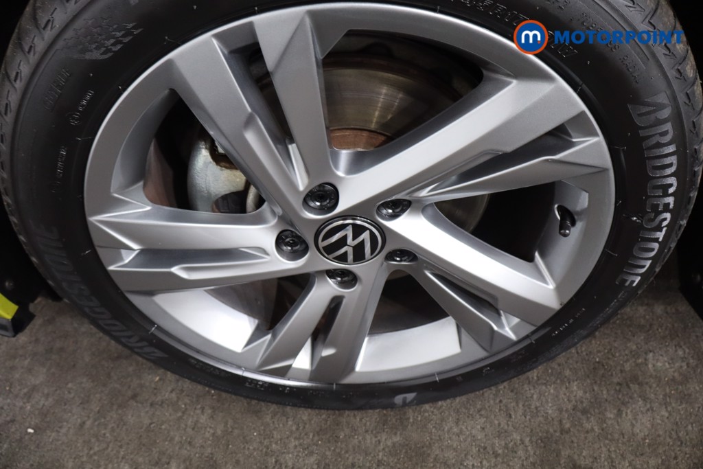 Volkswagen Golf R-Line Automatic Petrol Hatchback - Stock Number (1584626) - 11th supplementary image