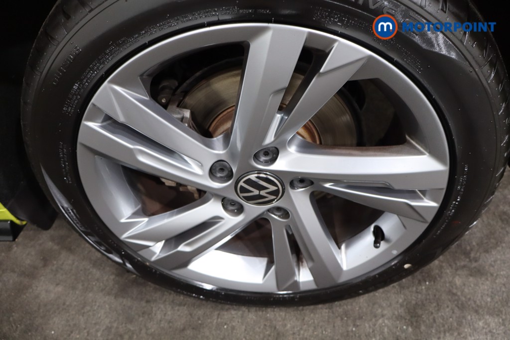 Volkswagen Golf R-Line Automatic Petrol Hatchback - Stock Number (1584626) - 12th supplementary image