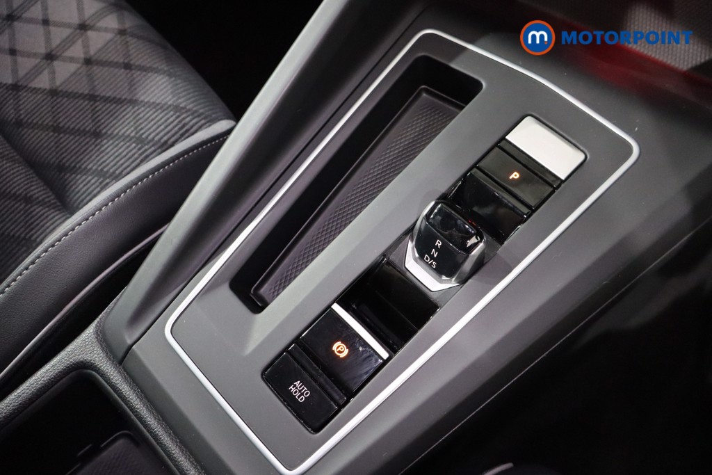 Volkswagen Golf R-Line Automatic Petrol Hatchback - Stock Number (1584626) - 14th supplementary image