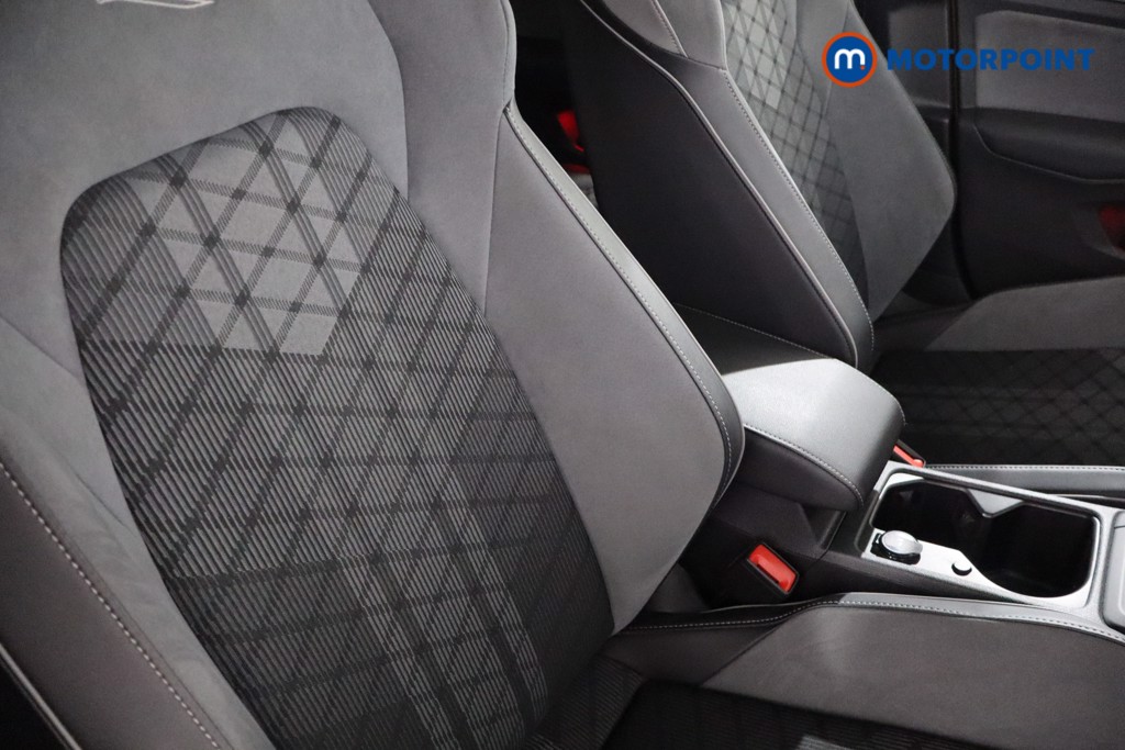 Volkswagen Golf R-Line Automatic Petrol Hatchback - Stock Number (1584626) - 22nd supplementary image