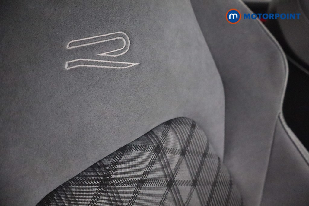 Volkswagen Golf R-Line Automatic Petrol Hatchback - Stock Number (1584626) - 24th supplementary image