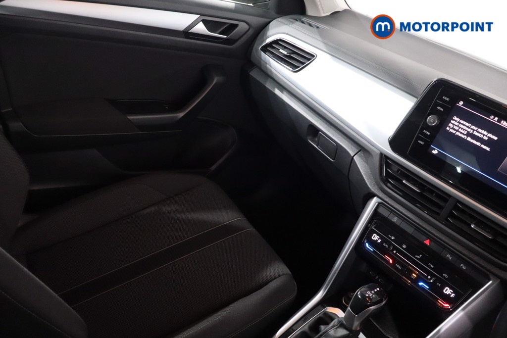 Volkswagen T-Roc Life Automatic Petrol SUV - Stock Number (1584662) - 15th supplementary image
