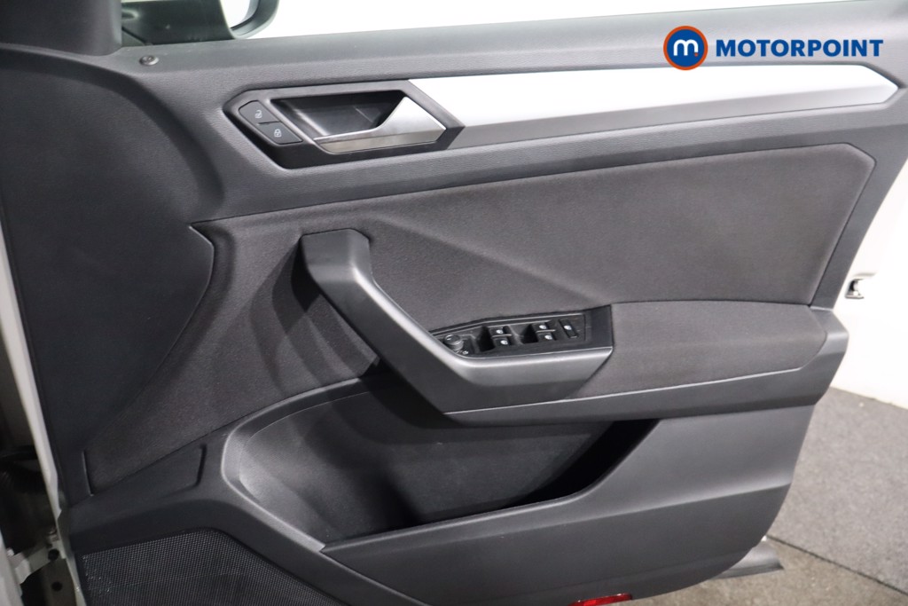 Volkswagen T-Roc Life Automatic Petrol SUV - Stock Number (1584662) - 21st supplementary image