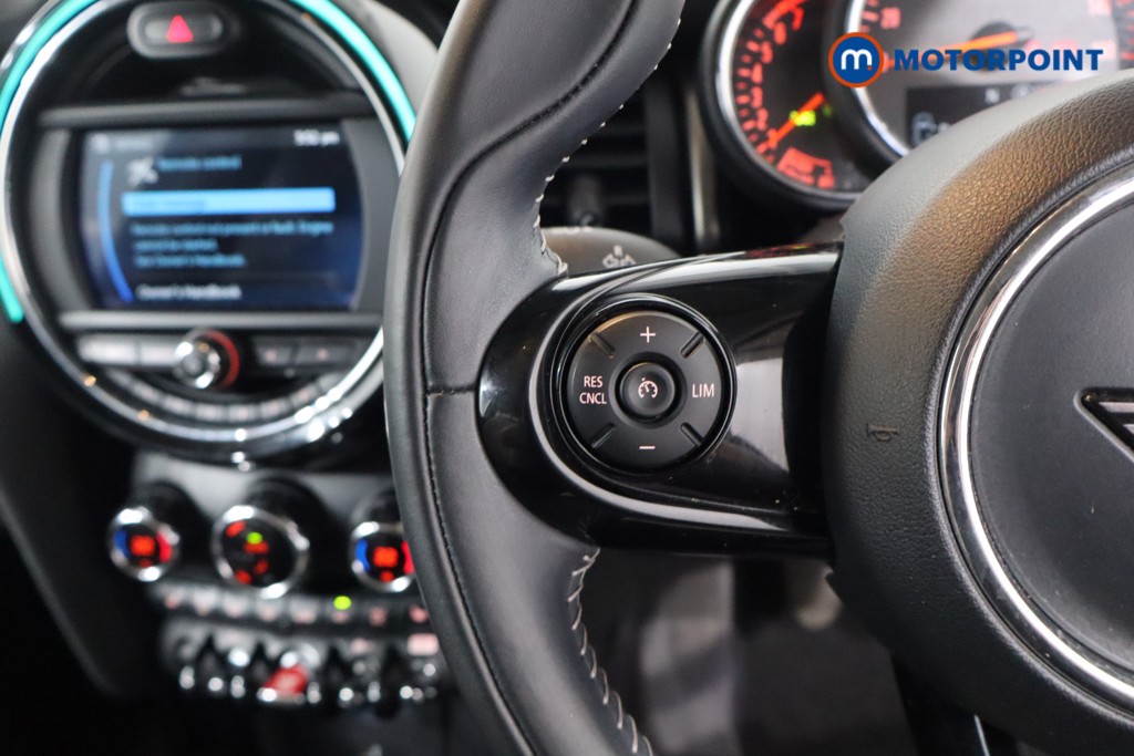 Mini Hatchback Cooper Exclusive Manual Petrol Hatchback - Stock Number (1584717) - 7th supplementary image
