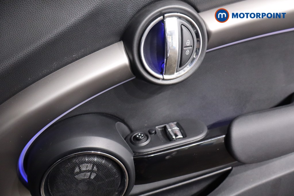 Mini Hatchback Cooper Exclusive Manual Petrol Hatchback - Stock Number (1584717) - 19th supplementary image