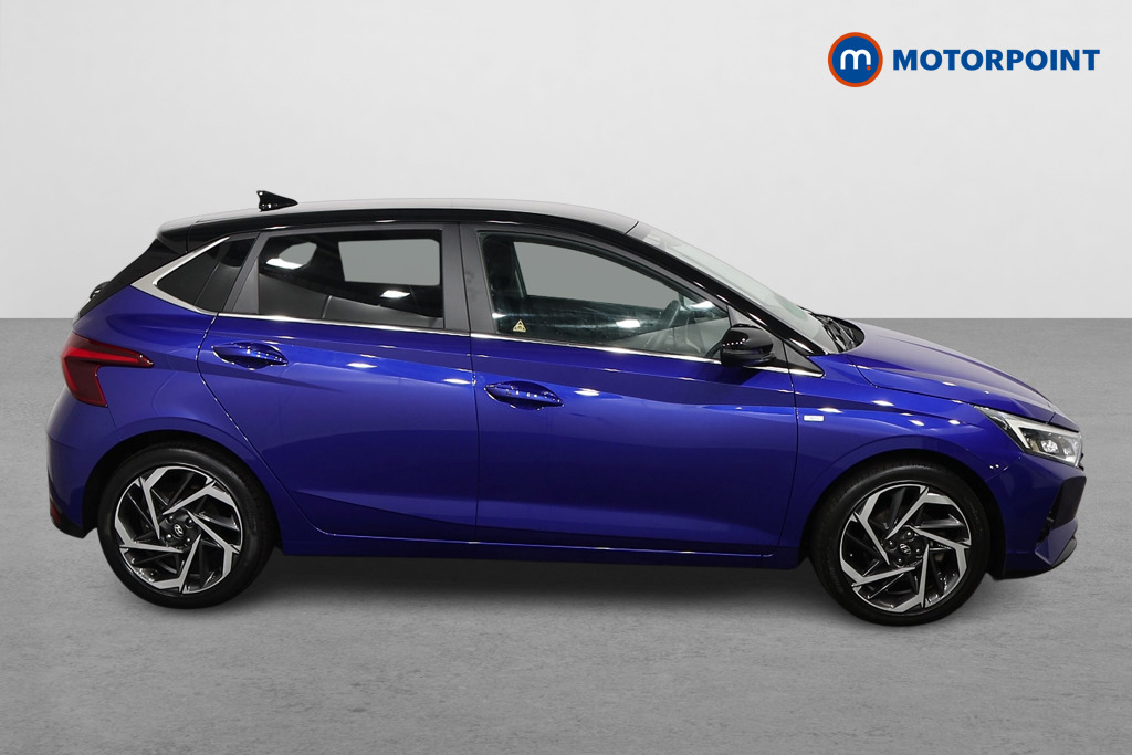 Hyundai I20 Ultimate Automatic Petrol Hatchback - Stock Number (1579085) - Drivers side