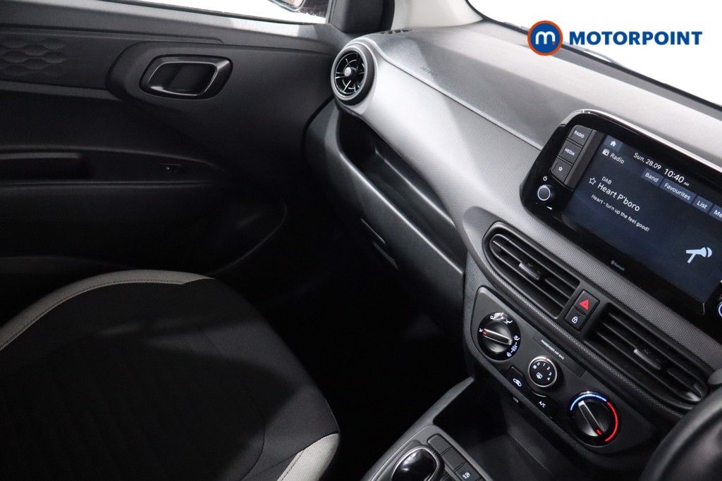 Hyundai I10 Se Connect Automatic Petrol Hatchback - Stock Number (1582906) - 16th supplementary image