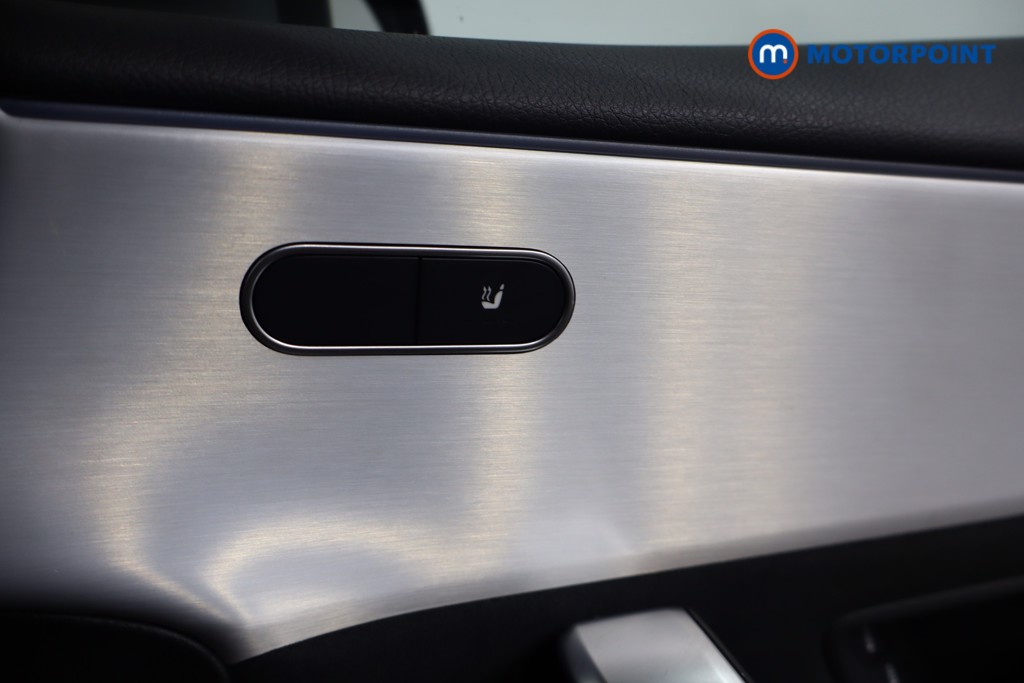 Mercedes-Benz A Class Amg Line Automatic Petrol Hatchback - Stock Number (1584427) - 17th supplementary image