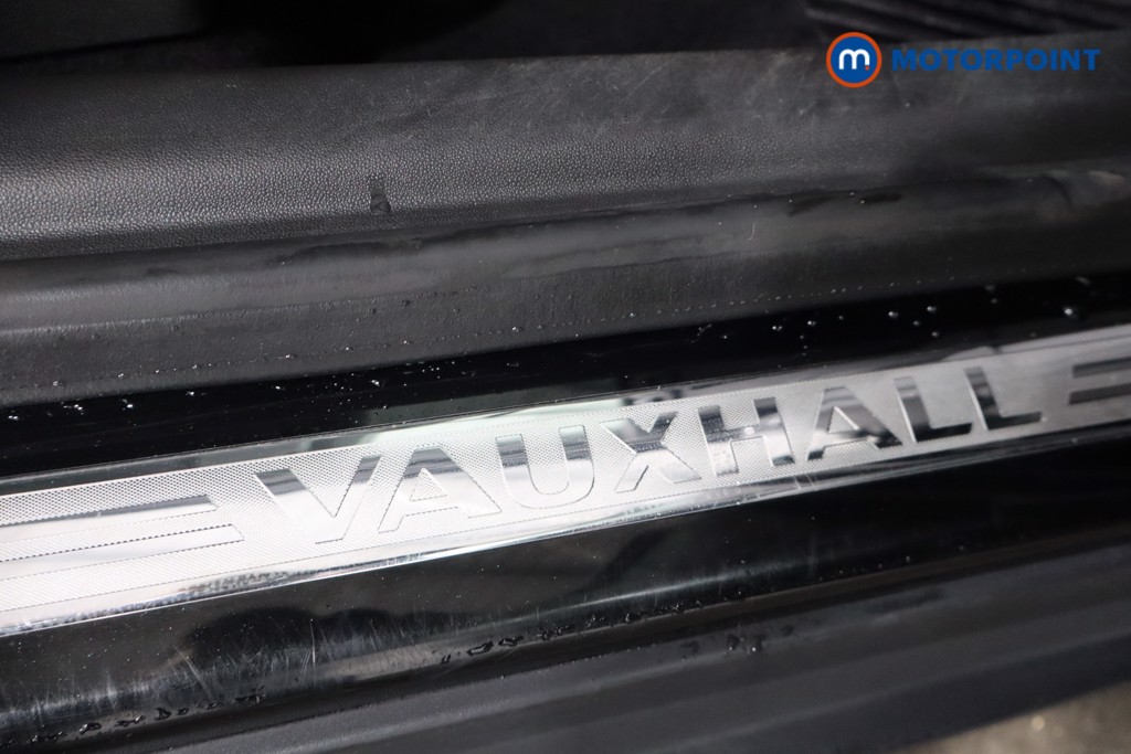 Vauxhall Crossland Ultimate Automatic Diesel SUV - Stock Number (1550704) - 21st supplementary image