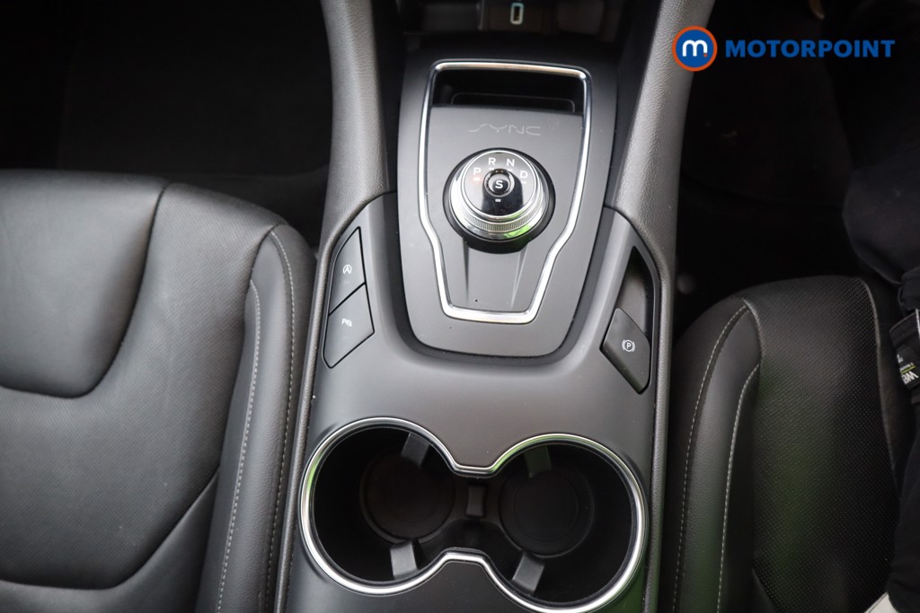 Ford Mondeo Titanium Edition Automatic Diesel Hatchback - Stock Number (1566308) - 14th supplementary image