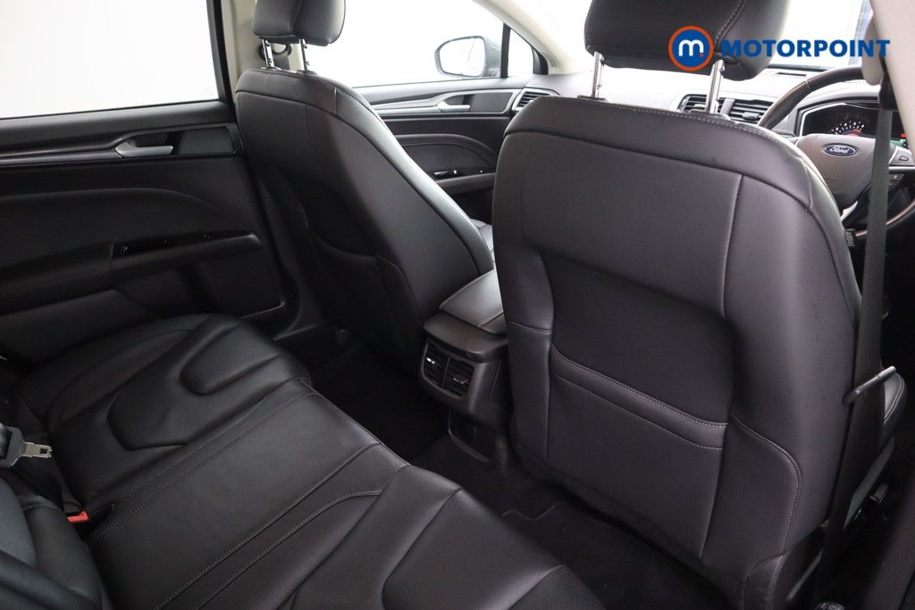 Ford Mondeo Titanium Edition Automatic Diesel Hatchback - Stock Number (1566308) - 19th supplementary image