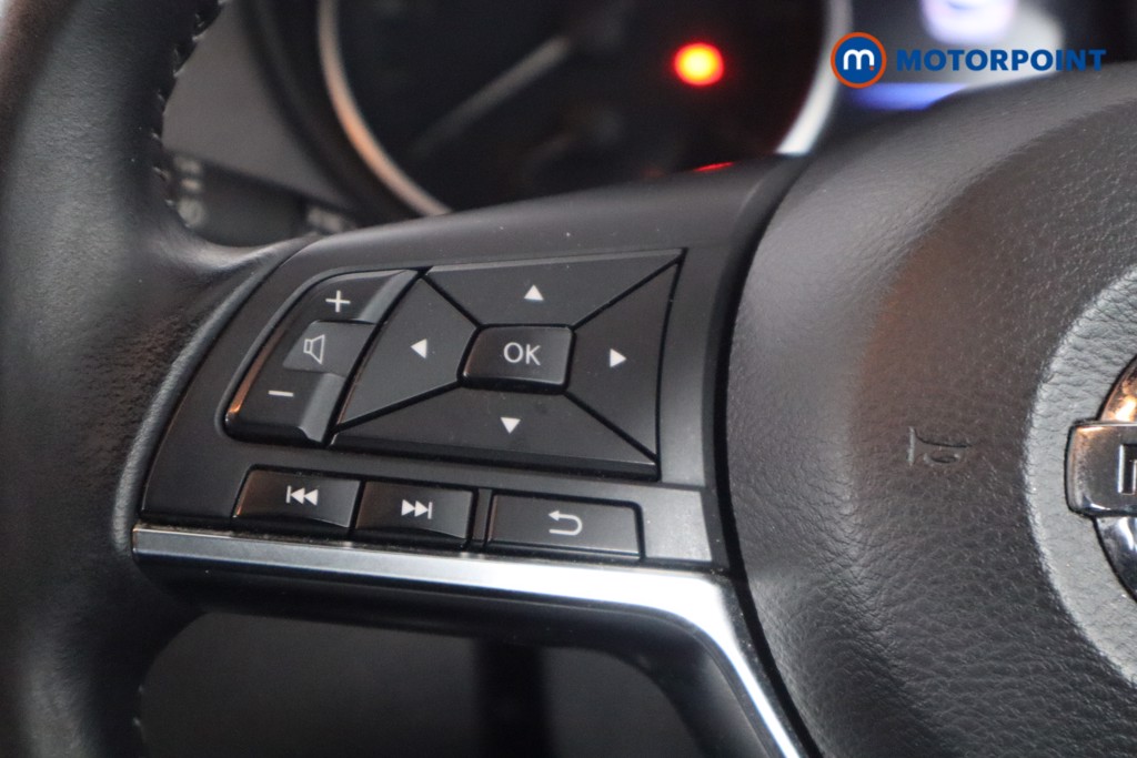 Nissan Qashqai Acenta Premium Manual Diesel SUV - Stock Number (1566485) - 7th supplementary image