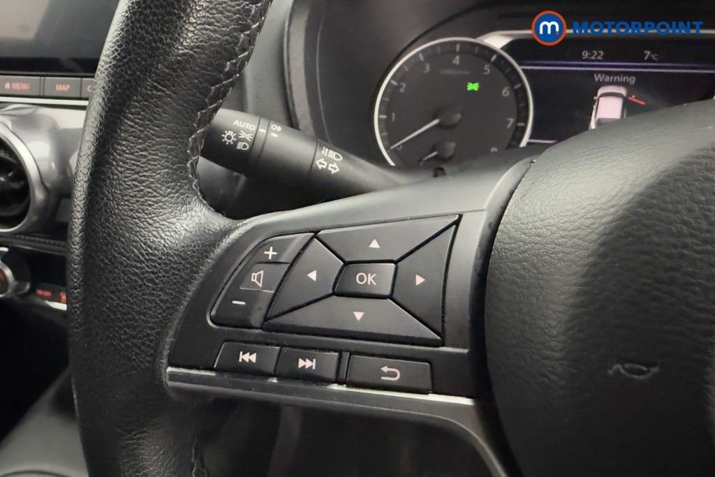 Nissan Juke N-Connecta Manual Petrol SUV - Stock Number (1568041) - 3rd supplementary image