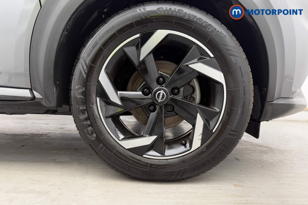 Nissan Juke N-Connecta Manual Petrol SUV - Stock Number (1568041) - 29th supplementary image