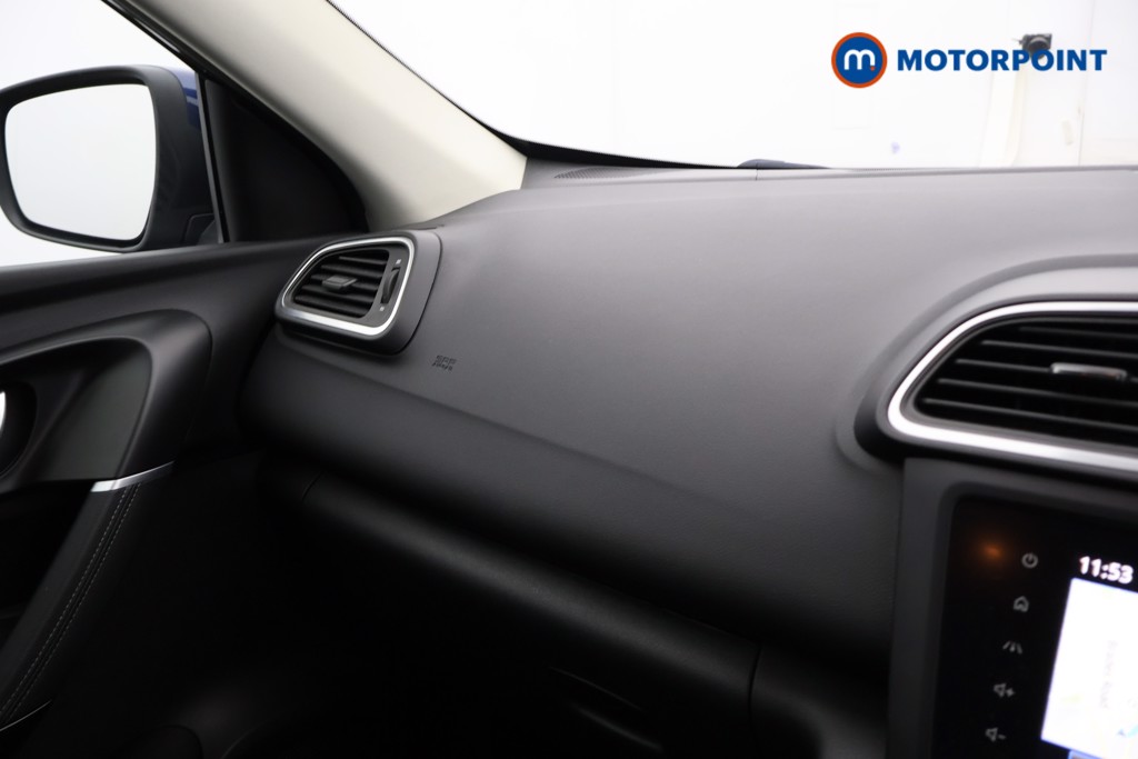 Renault Kadjar Iconic Manual Petrol SUV - Stock Number (1568557) - 7th supplementary image