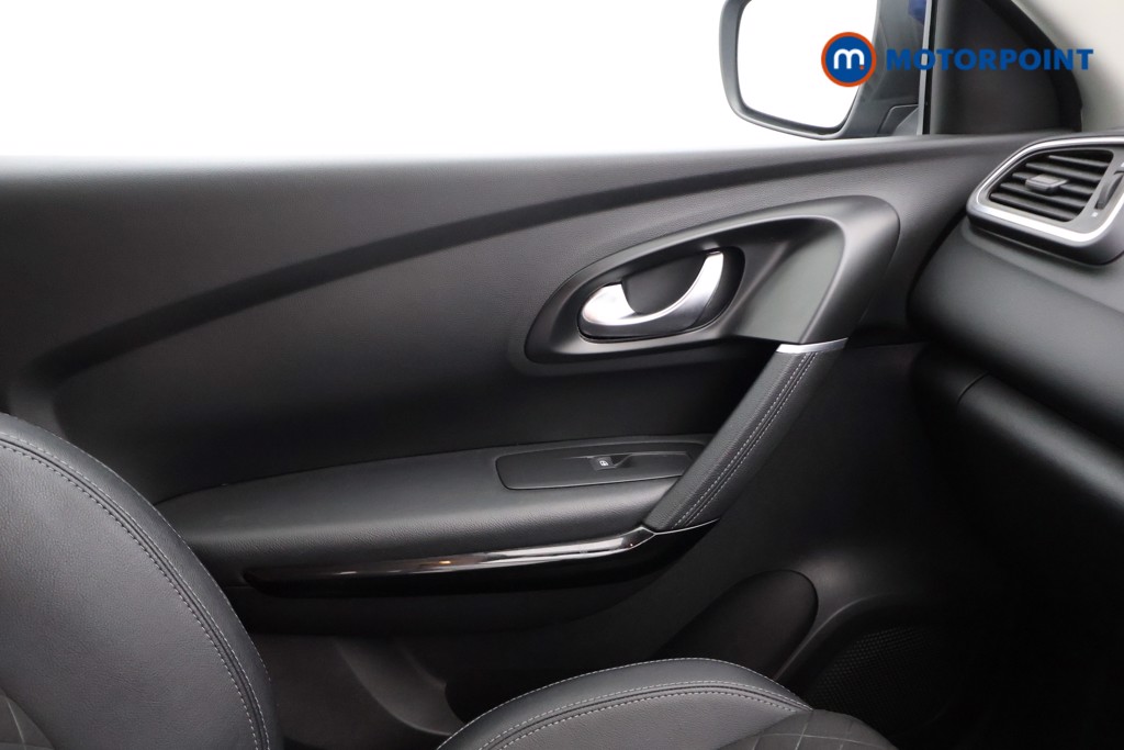 Renault Kadjar Iconic Manual Petrol SUV - Stock Number (1568557) - 8th supplementary image