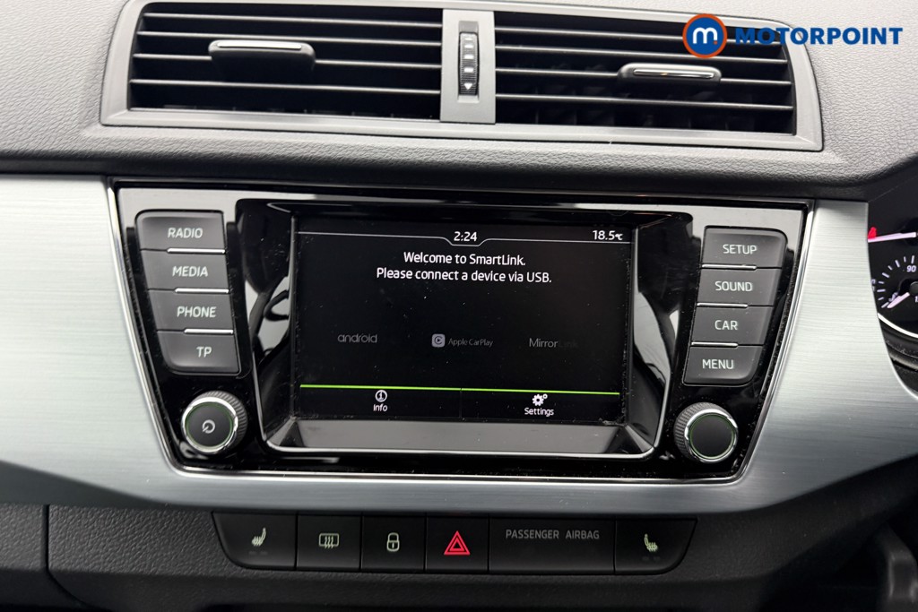 Skoda Fabia Colour Edition Manual Petrol Hatchback - Stock Number (1569071) - 2nd supplementary image