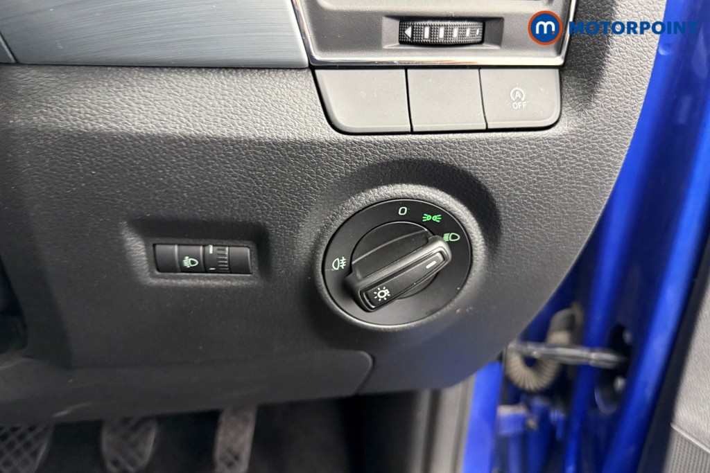 Skoda Fabia Colour Edition Manual Petrol Hatchback - Stock Number (1569071) - 15th supplementary image