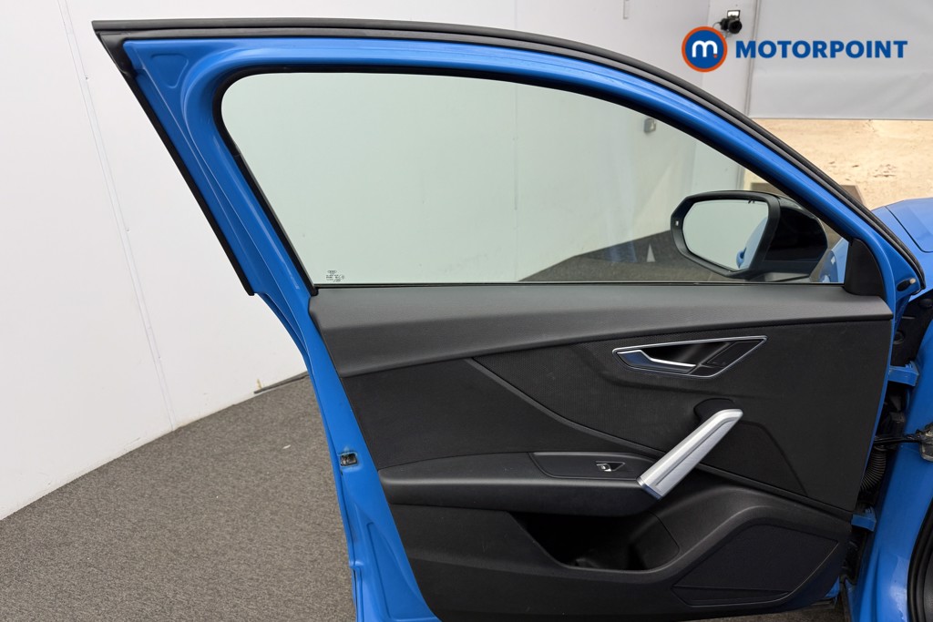 Audi Q2 Black Edition Automatic Petrol SUV - Stock Number (1570150) - 4th supplementary image