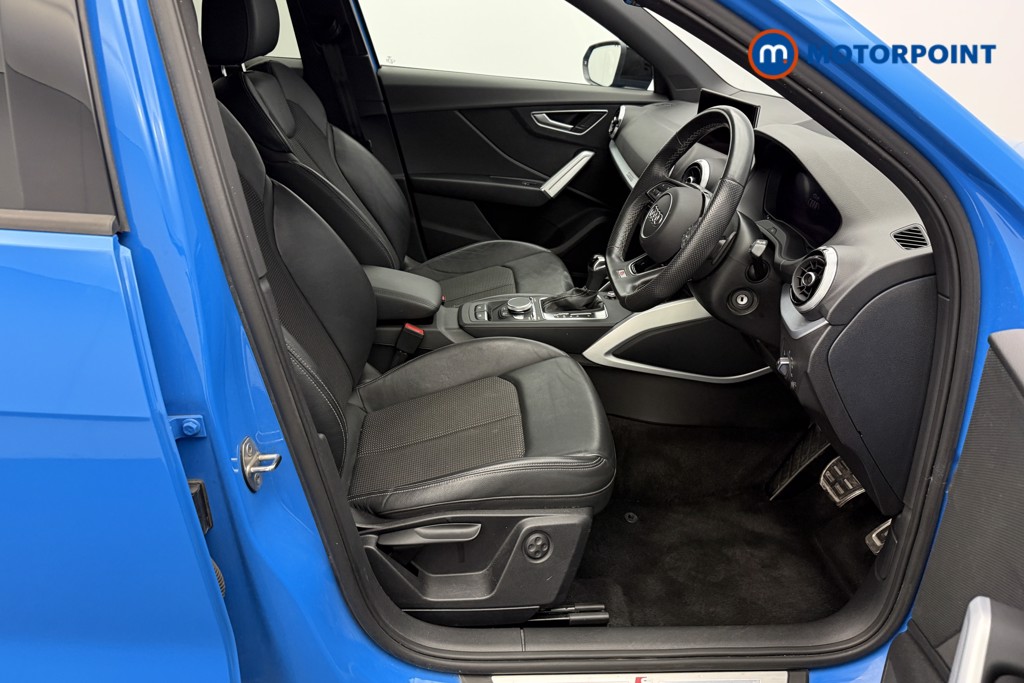 Audi Q2 Black Edition Automatic Petrol SUV - Stock Number (1570150) - 14th supplementary image