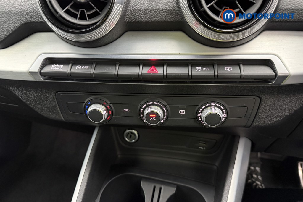 Audi Q2 Black Edition Automatic Petrol SUV - Stock Number (1570150) - 21st supplementary image