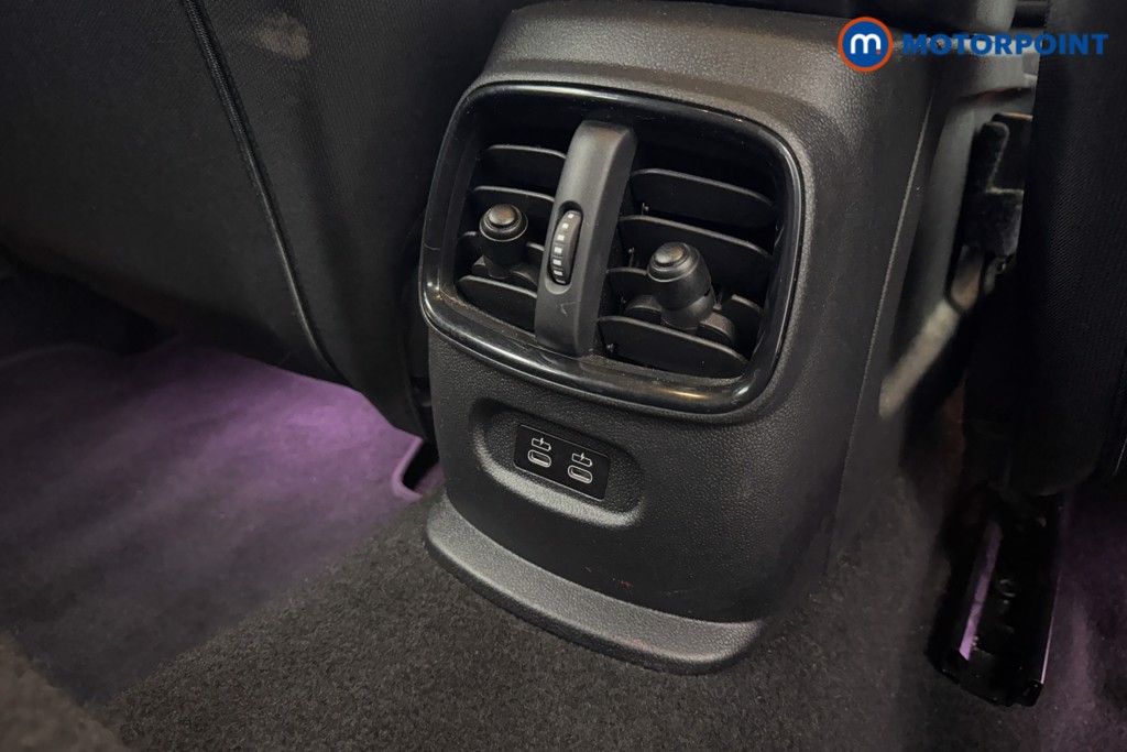 Mini Clubman Cooper Classic Manual Petrol Estate - Stock Number (1572583) - 23rd supplementary image
