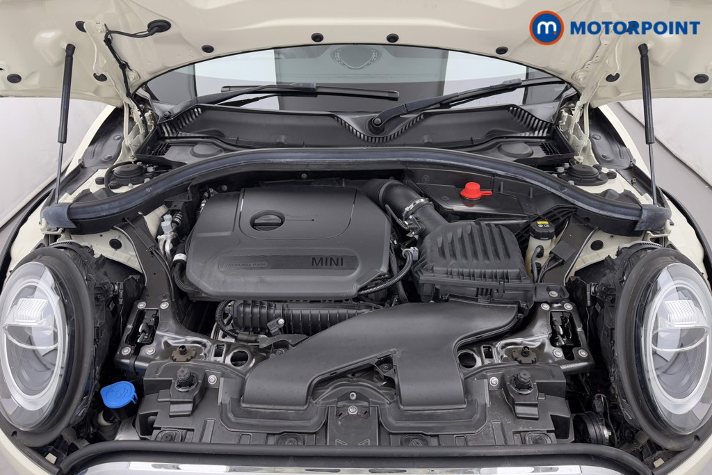 Mini Clubman Cooper Classic Manual Petrol Estate - Stock Number (1572583) - 30th supplementary image