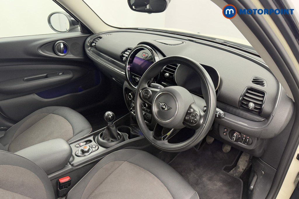 Mini Clubman Cooper Classic Manual Petrol Estate - Stock Number (1572583) - 1st supplementary image