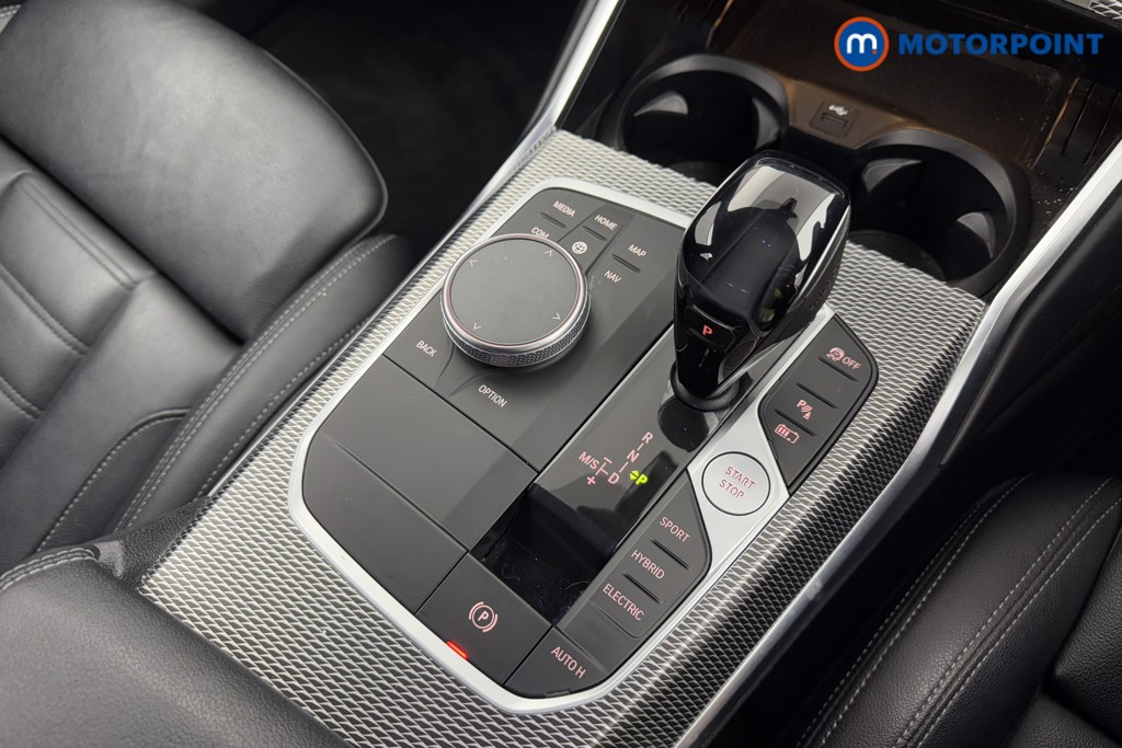 BMW 3 Series M Sport Automatic Petrol Plug-In Hybrid Estate - Stock Number (1572907) - 14th supplementary image