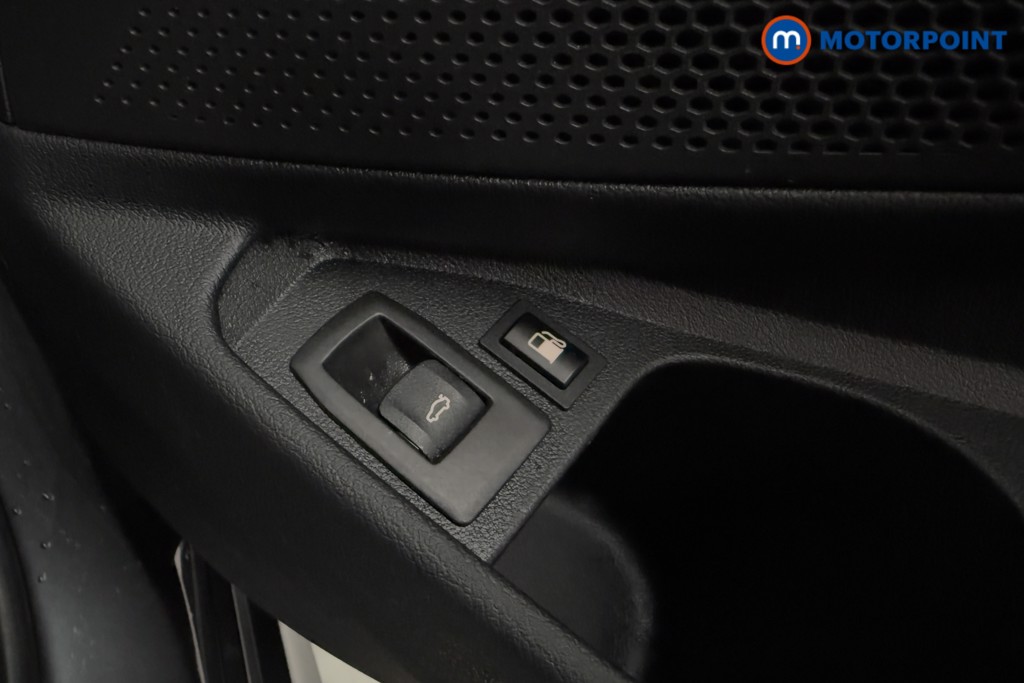 BMW 3 Series M Sport Automatic Petrol Plug-In Hybrid Estate - Stock Number (1572907) - 20th supplementary image