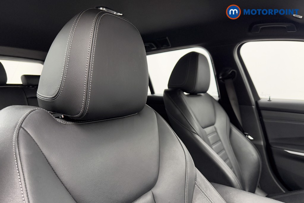 BMW 3 Series M Sport Automatic Petrol Plug-In Hybrid Estate - Stock Number (1572907) - 23rd supplementary image