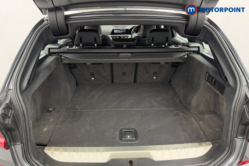 BMW 3 Series M Sport Automatic Petrol Plug-In Hybrid Estate - Stock Number (1572907) - 31st supplementary image