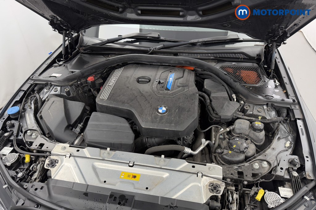 BMW 3 Series M Sport Automatic Petrol Plug-In Hybrid Estate - Stock Number (1572907) - 38th supplementary image