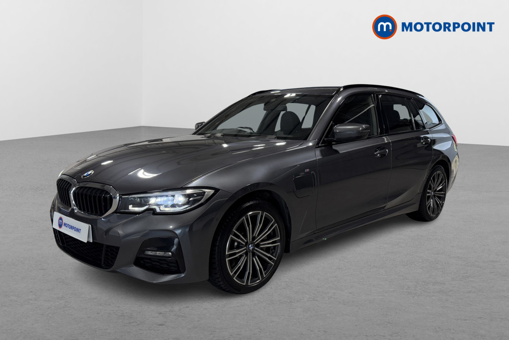 BMW 3 Series M Sport Automatic Petrol Plug-In Hybrid Estate - Stock Number (1572907) - Passenger side front corner